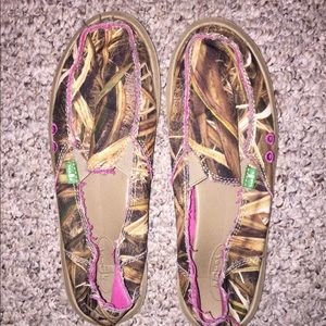 Camo sanuks